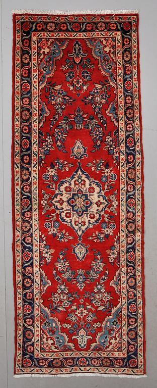 MATTA, Hamadan, ca 235 x 86 cm.