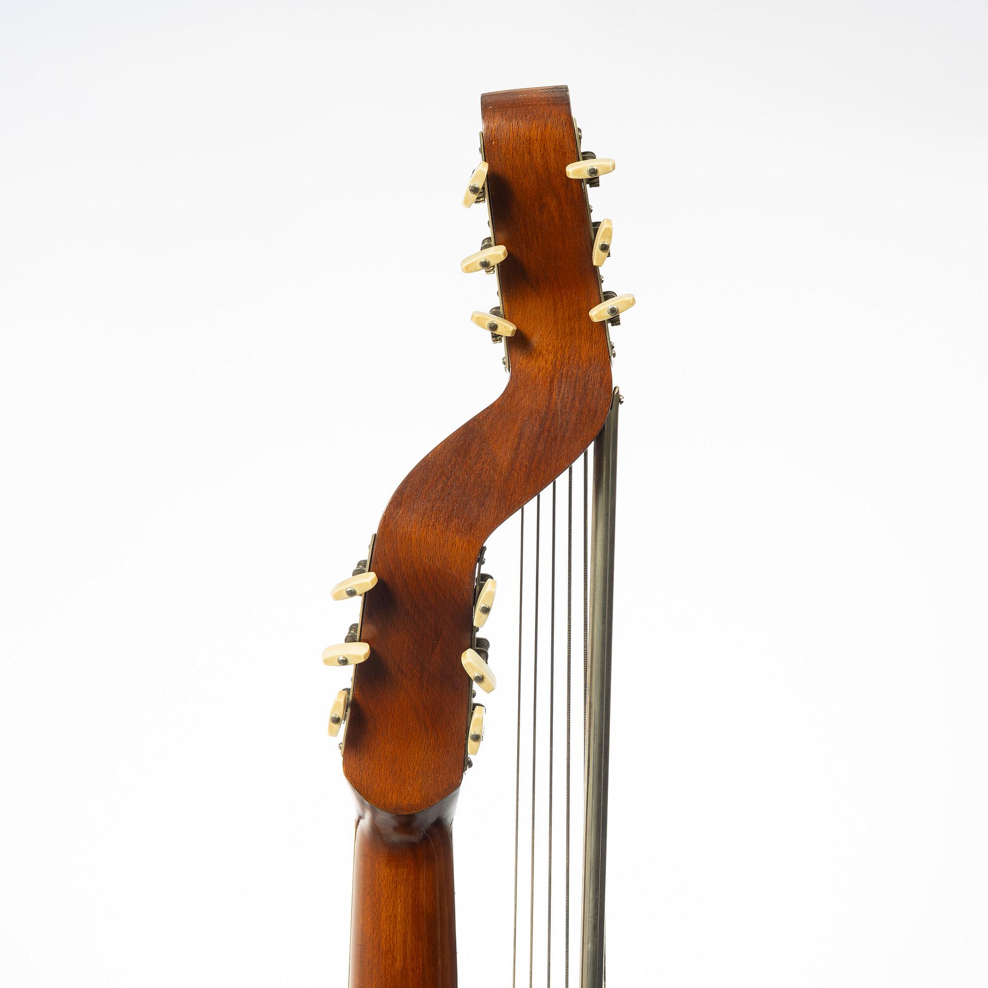 12-string lute, Alfred Brock, Stockholm, 1929.