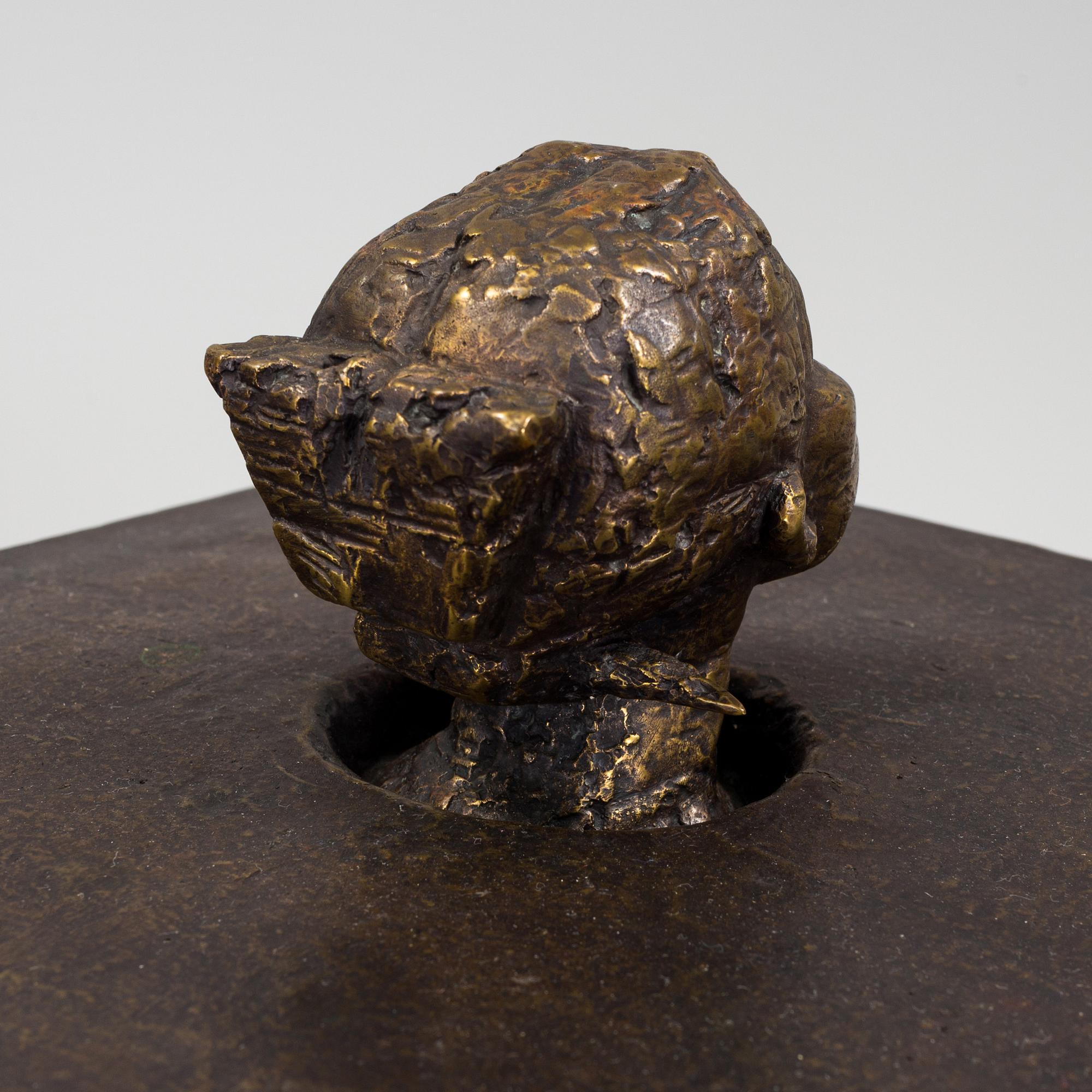 LISS ERIKSSON, a bronze sculpture "Foire du Trone", signed and numbered I/V, fonderi Godard Paris.