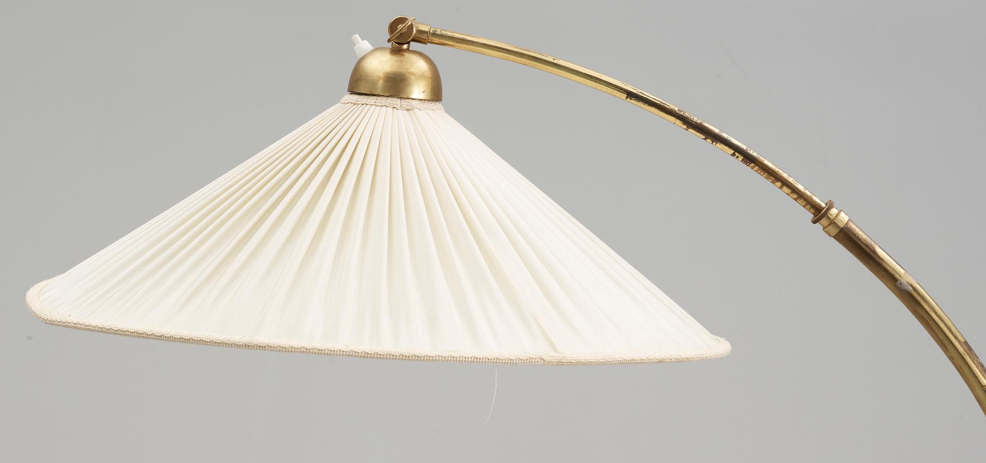 GOLVLAMPA, mässing, 1940/50-tal.