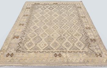 A carpet, Kilim, ca 299 x 206 cm.
