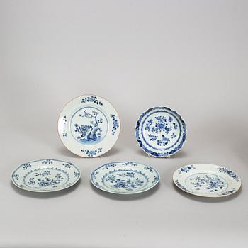 Nine blue and white export porcelain dishes, Qianlong (1736-95), and one Jiaqing.