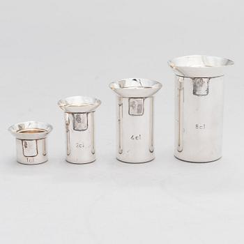 A set of four spirit measuring cups in silver (830), Kultakeskus, Hämeenlinna 1983.