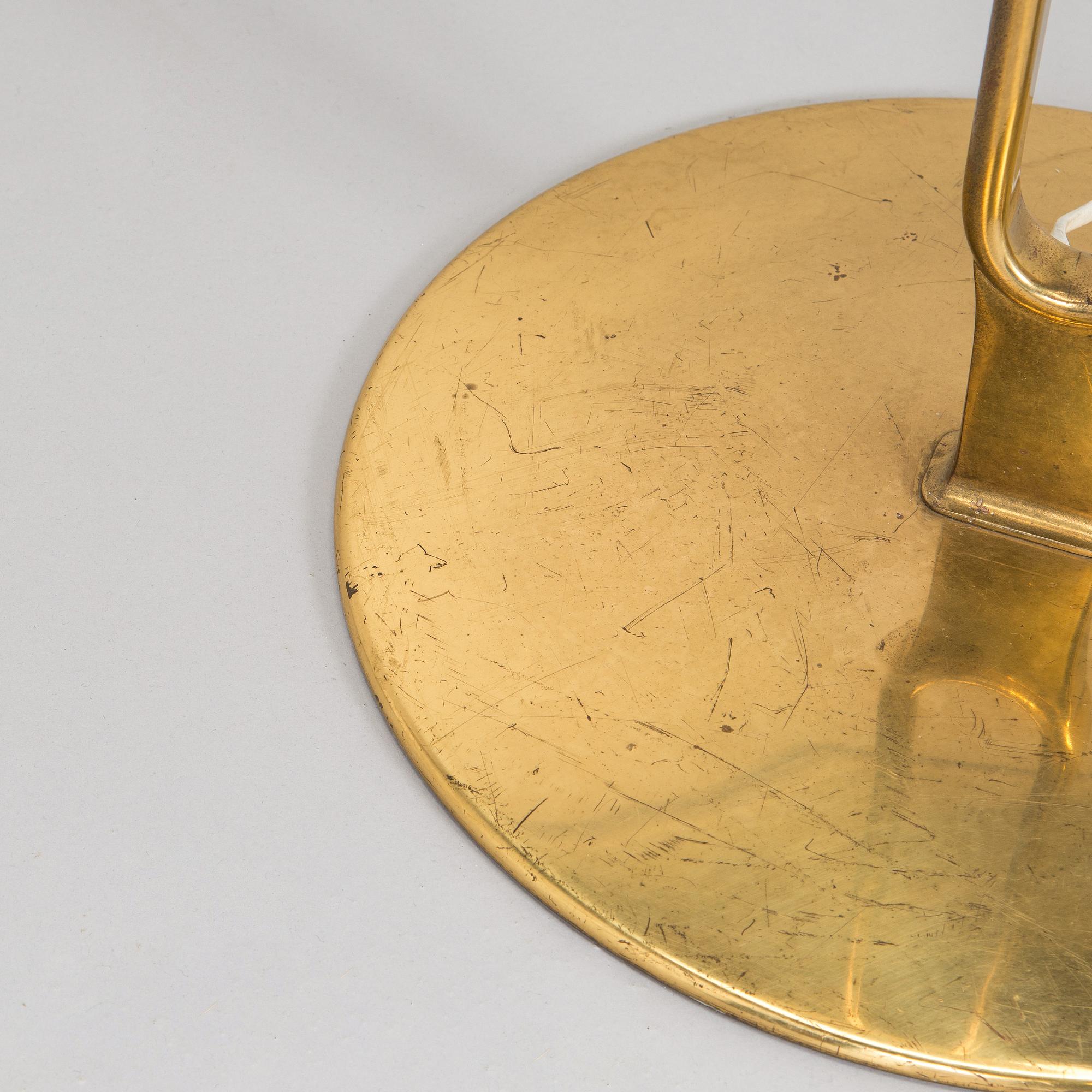 Paavo Tynell, A mid-20th century floor lamp model 9640, Taito Oy, Finland.