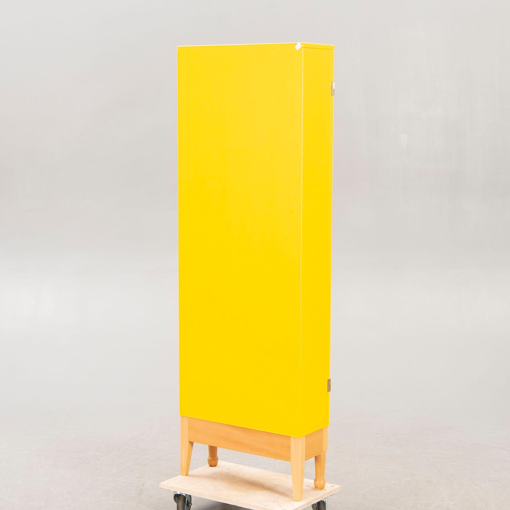 Mats Theselius, a Natinoa Geographic display cabinet Källemo 1990.