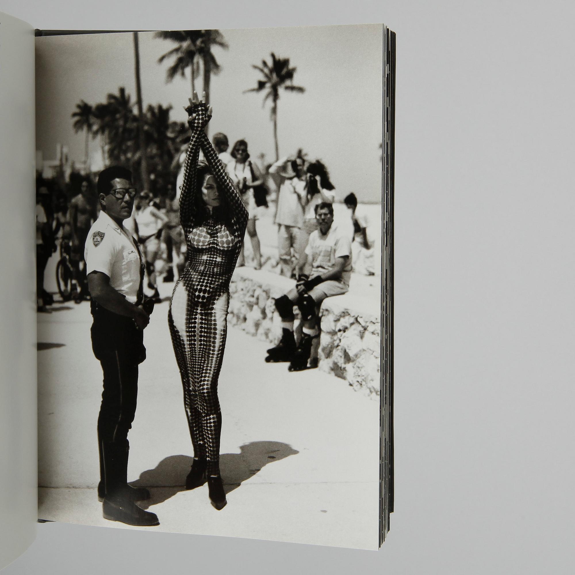 PARTI FOTOLITTERATUR, 4 st, bland annat "10 Women by Peter Lindbergh", Peter Lindbergh och Karl Lagerfeld, 1998.