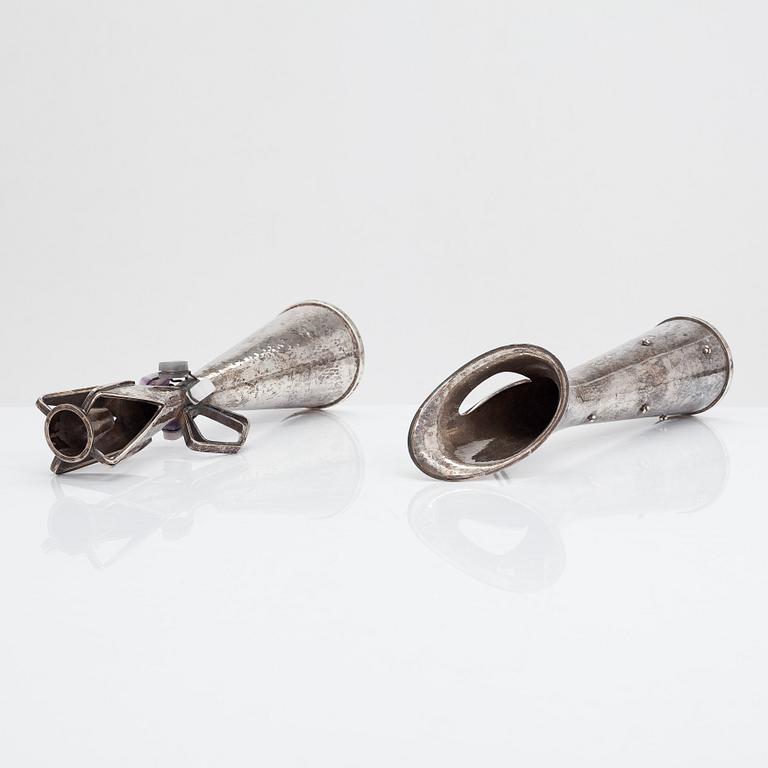 Vas och ljusstake, silver, Pirkan-Kulta, Tammerfors 1961 och 1960.
