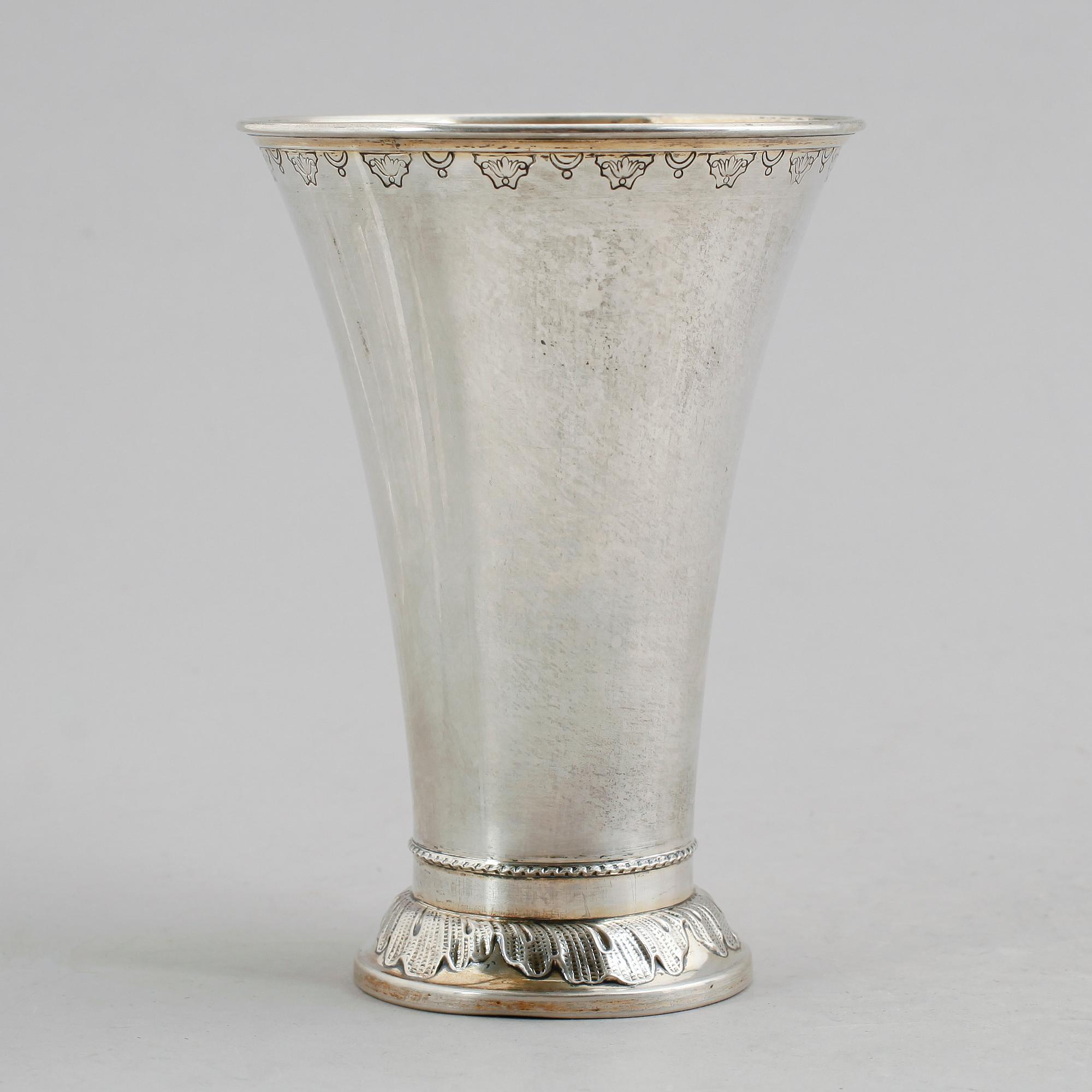 BÄGARE, silver, GAB, Stockholm 1909. Vikt ca 263 gram.