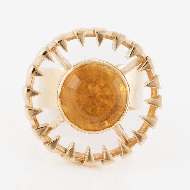 Anders Högberg, ring, 18K gold with citrine.