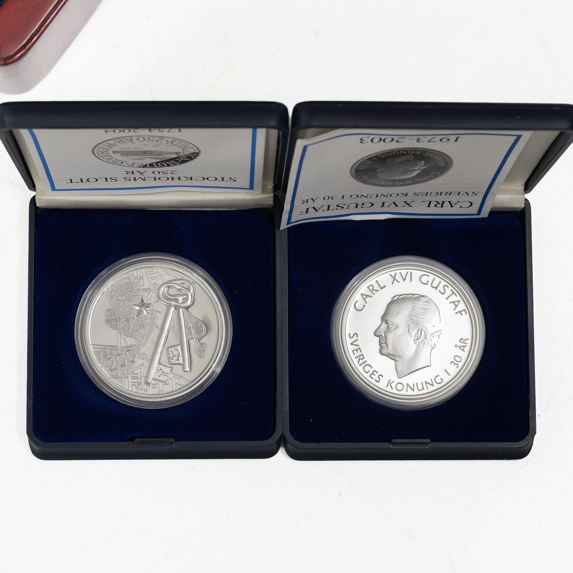 15 silver coins.