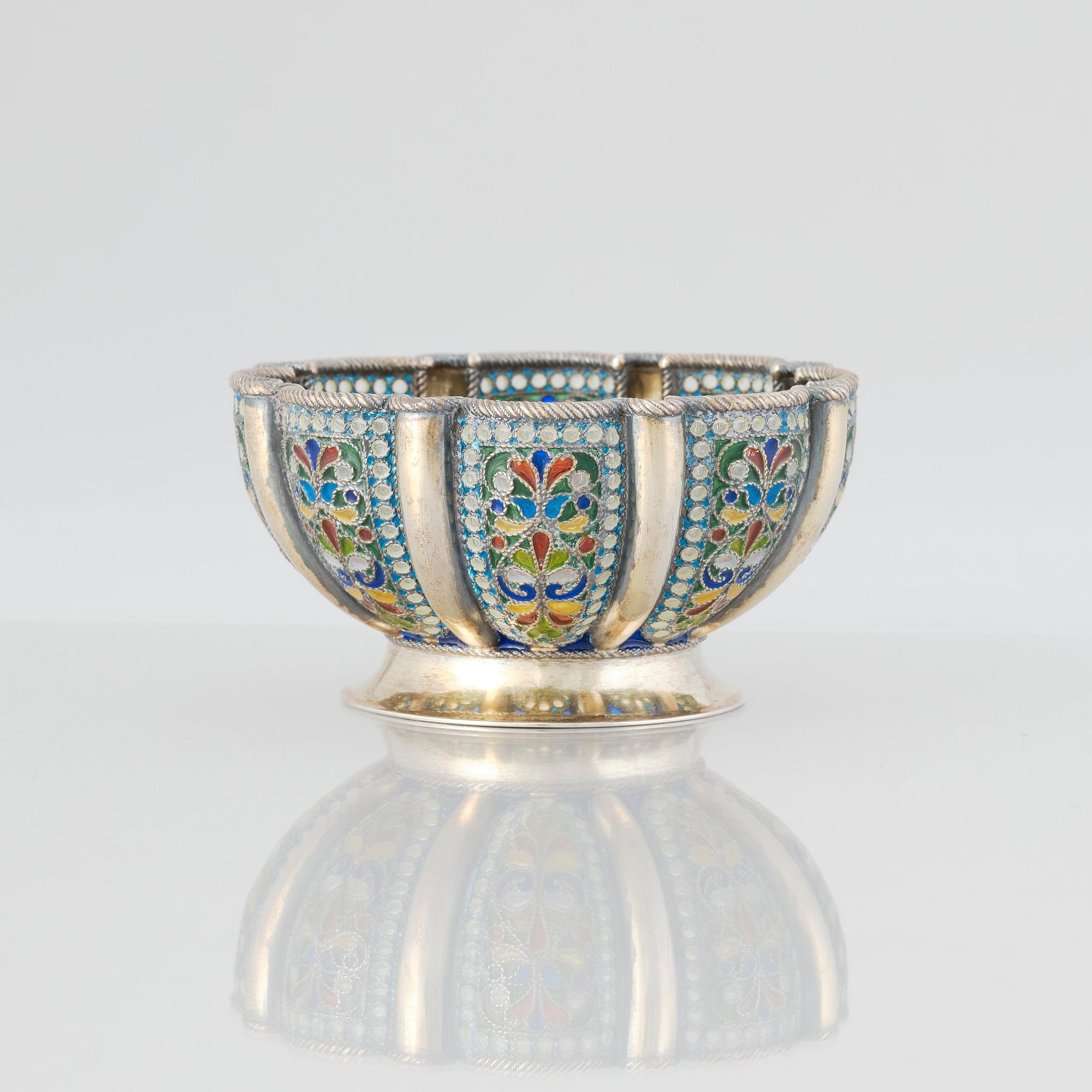 Russian parcel-gilt Silver and Cloisonné Enamel Bratina, Khlebnikov, Moscau 1910. Swedish import mark.