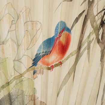 A fan leaf painting by Chen Donghu, signed and dated 1942.