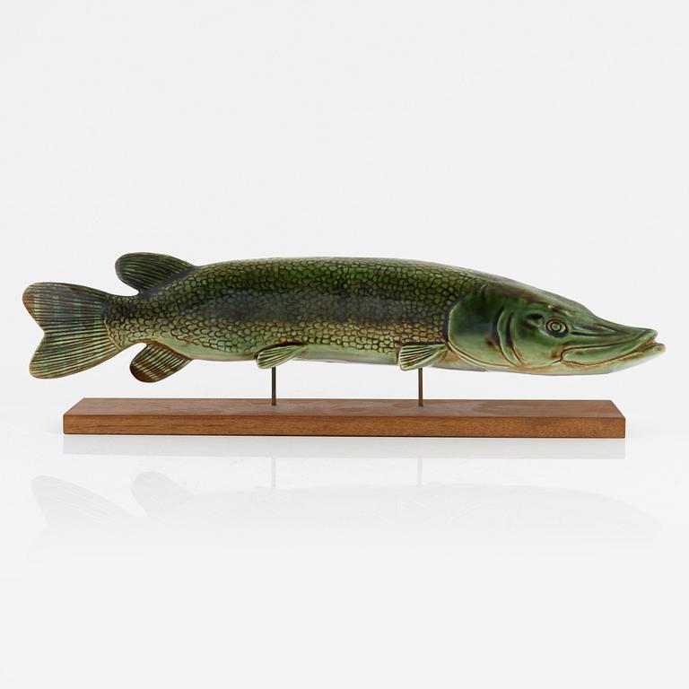 Sven Wejsfelt, figurin/skulptur, gädda, stengods, Gustavsberg, 1900-talets slut.