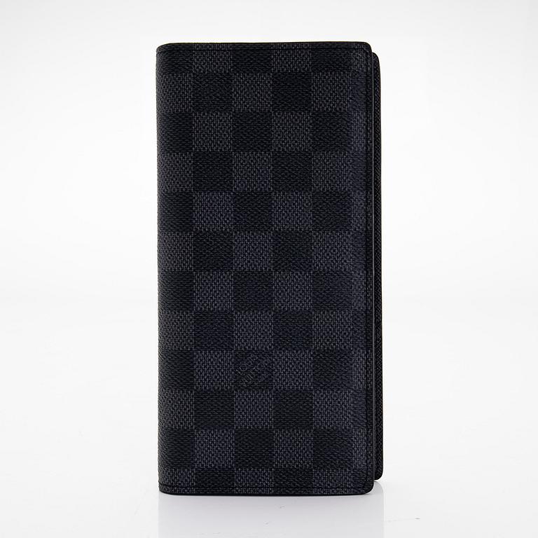 Louis Vuitton, a 'Brazza' wallet.
