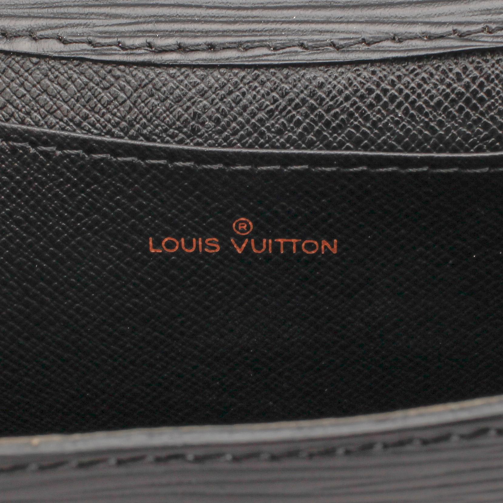 CLUTCH, Louis Vuitton.