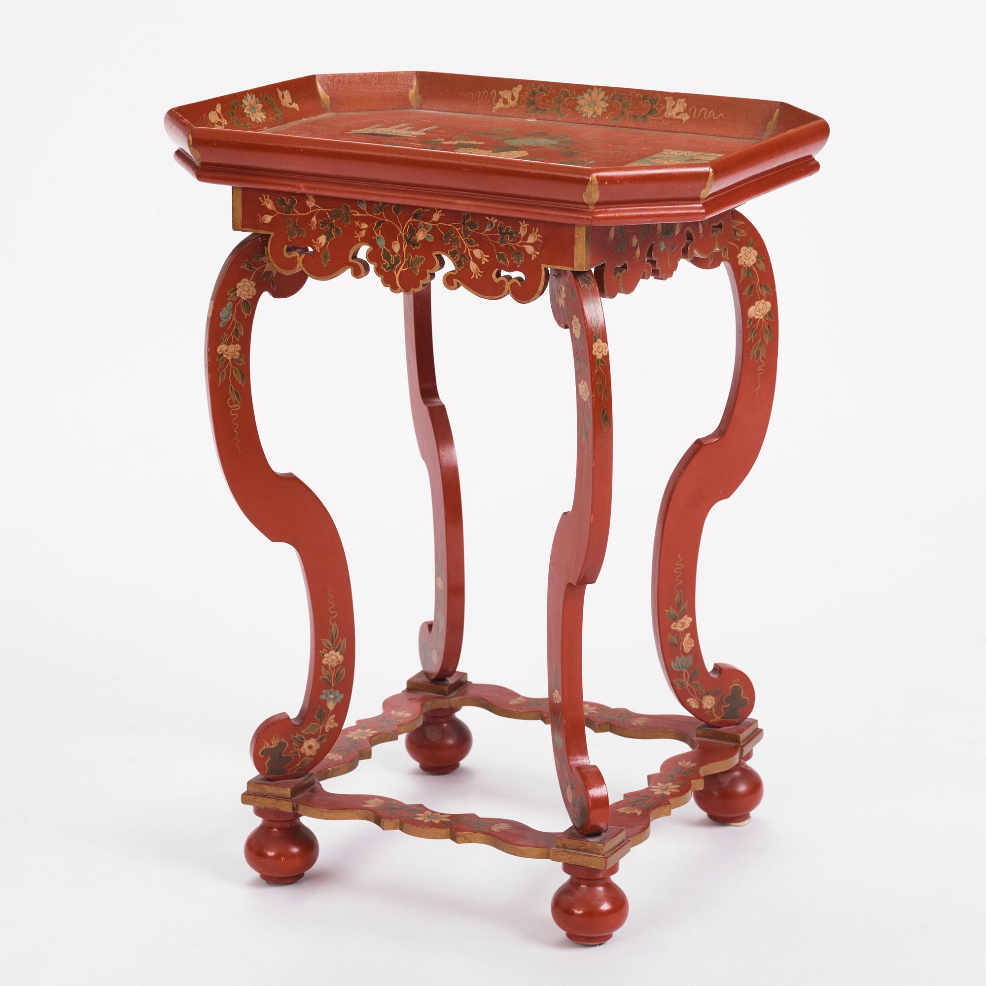 A chinoiserie table, 20th Century.