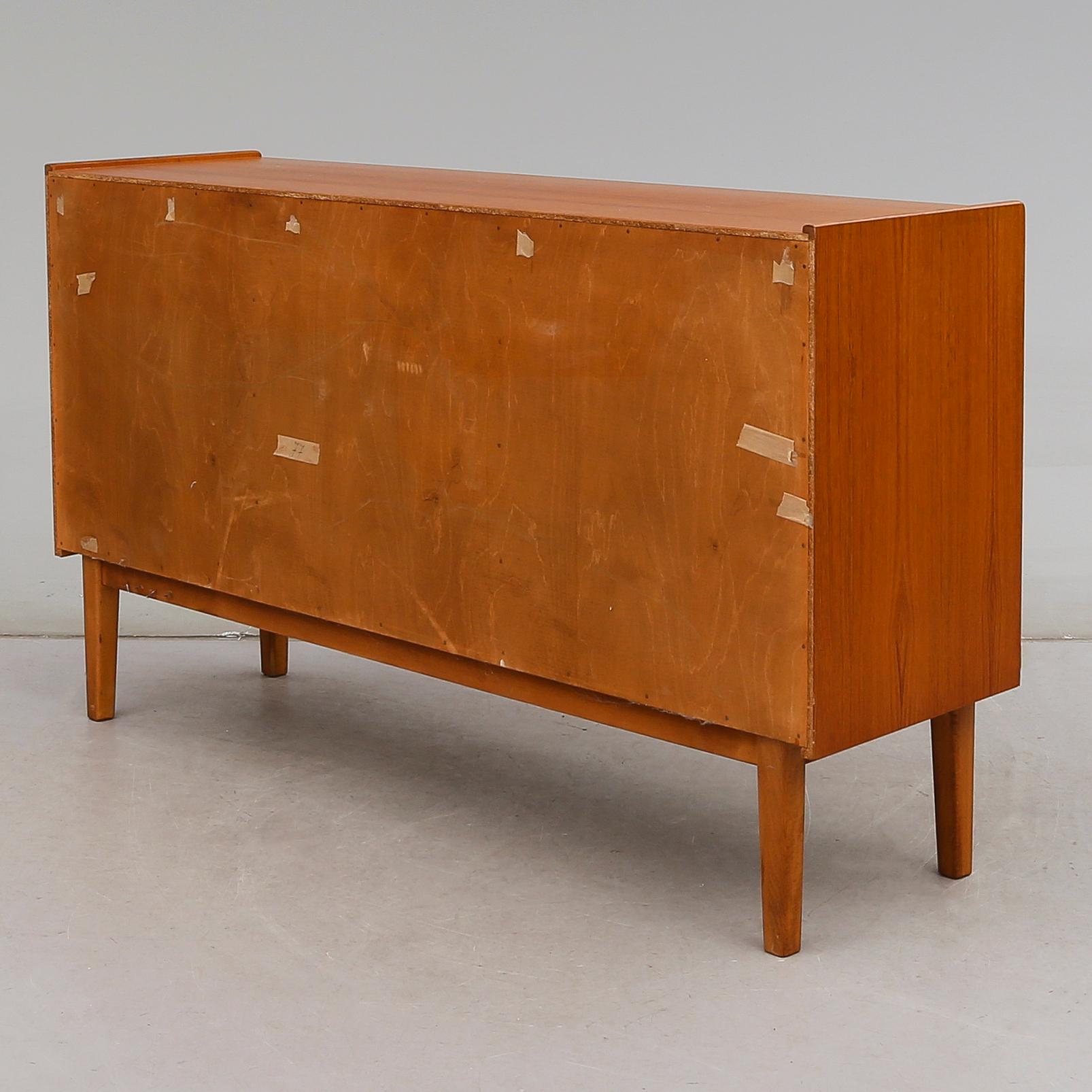 SIDEBOARD, 1900-talets andra hälft.