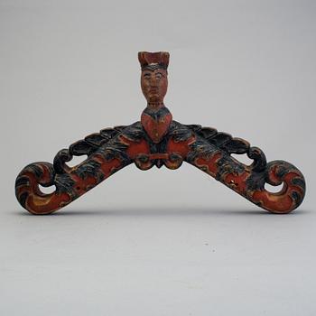 A three piece carved and painted folk art horse hame 18/19th century.