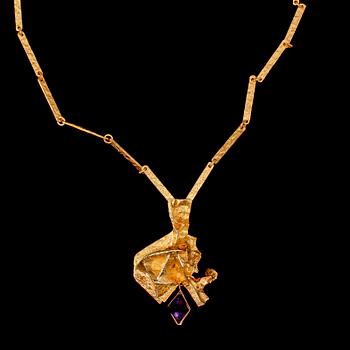 COLLIER, 18k guld med fasettslipad ametist, "Kaltio" Björn Weckström, Lapponia, Finland, 1900-talets slut. Vikt 42 g.