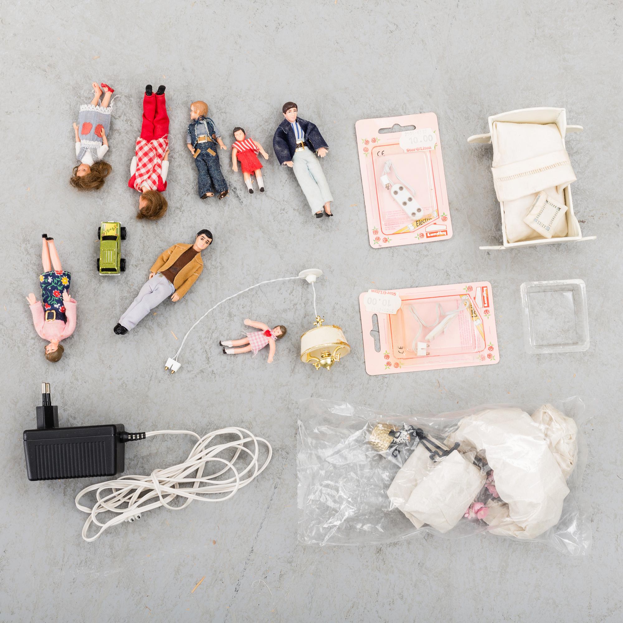 A 1980's Lundby dollhouse.