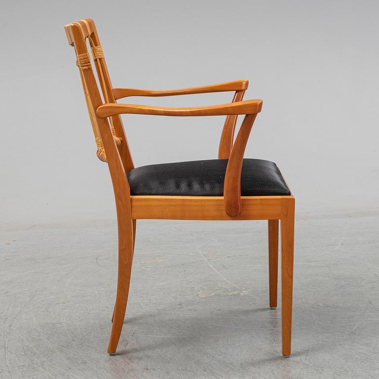 JOSEF FRANK, karmstol modell 1165, Firma Svenskt Tenn.