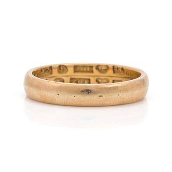 A 20K gold ring.