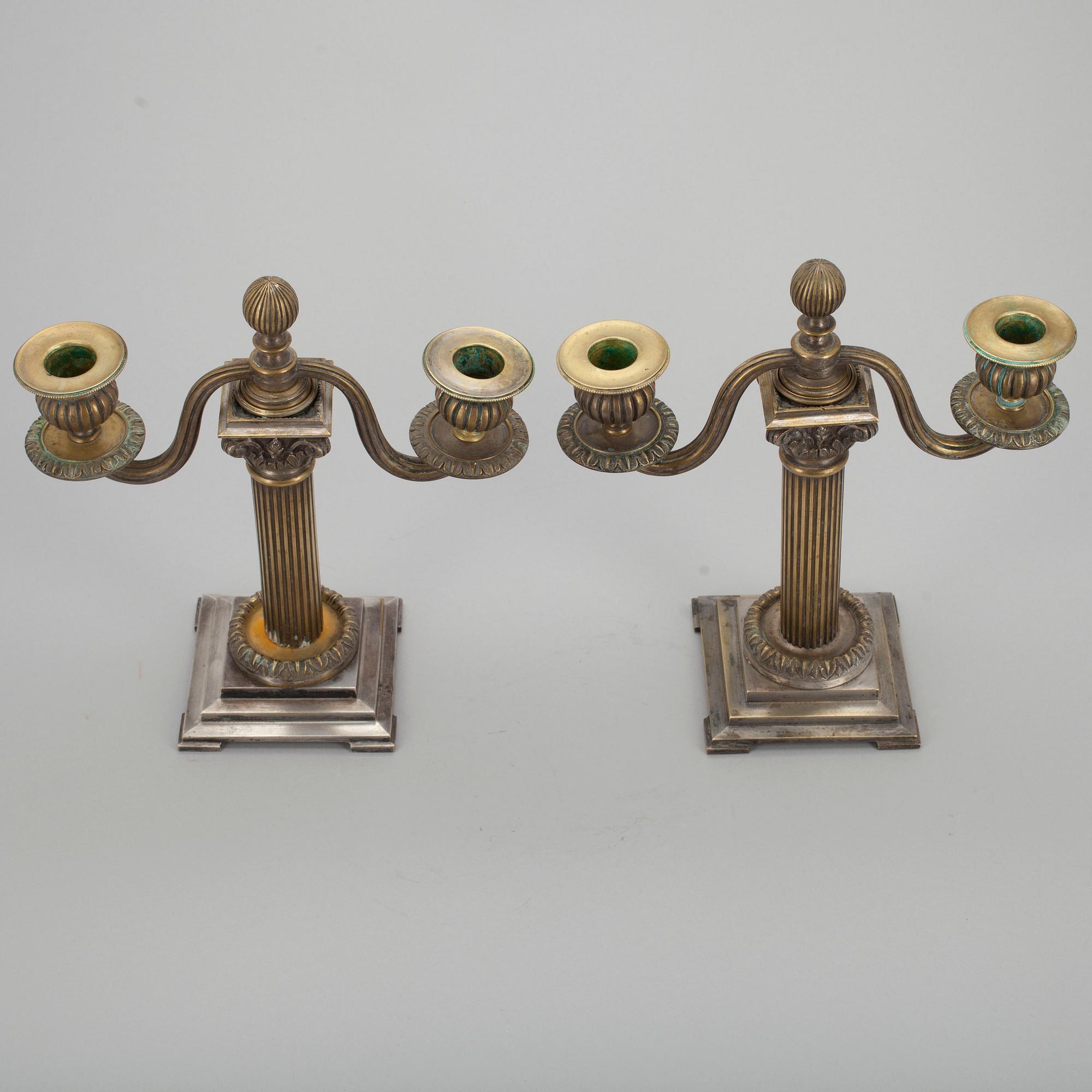 KANDELABRAR, ett par, försilvrad mässing, Ryssland 1900-talets början.