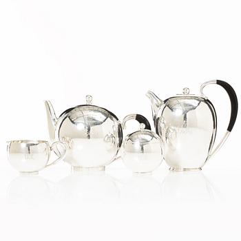 Georg Jensen, Kaffe- och teservis, 4 delar, sterling silver, design Johan Rohde, nr 533 och 787 Köpenhamn efter 1945.