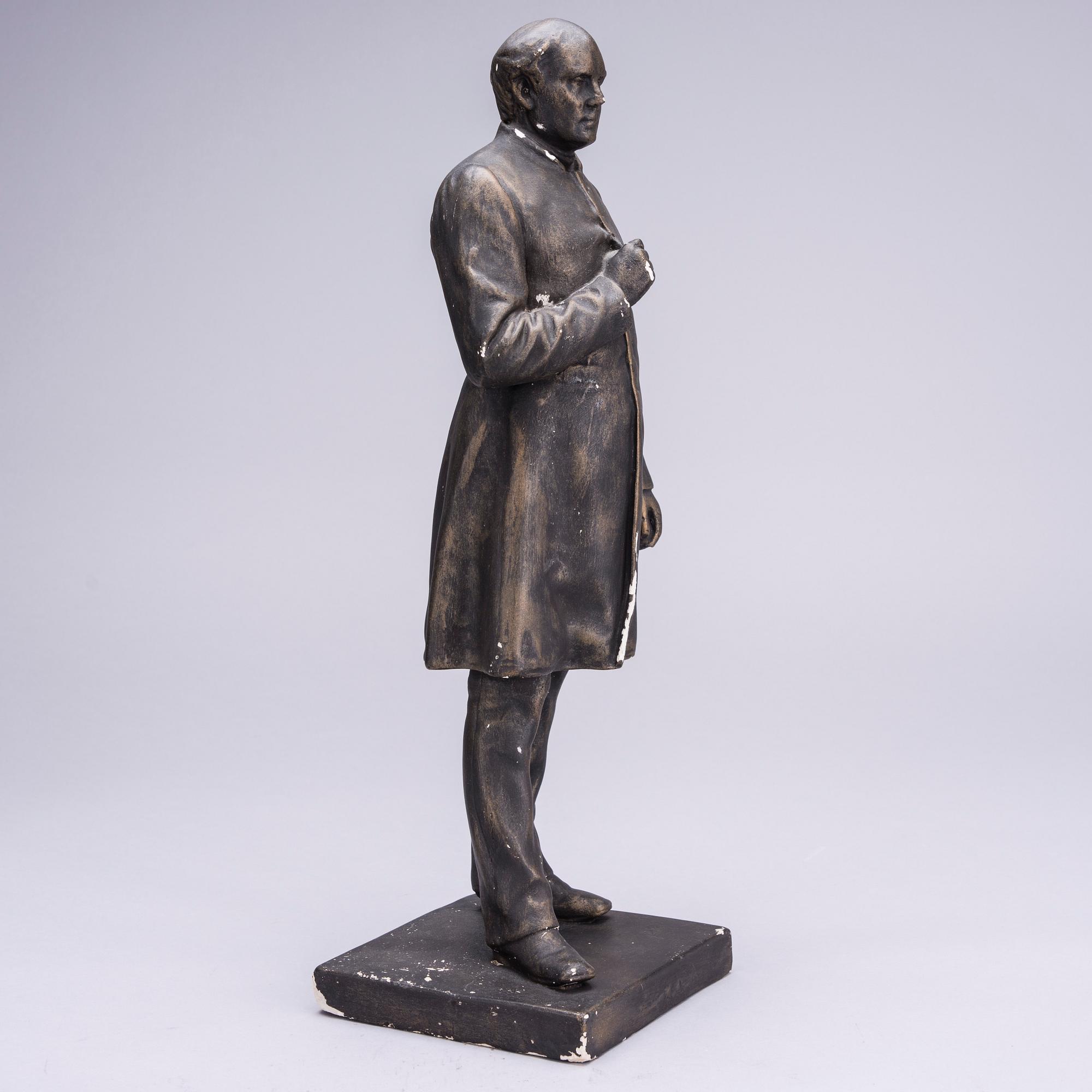 WALTER RUNEBERG, skulptur, patinerad gips, osignerad.