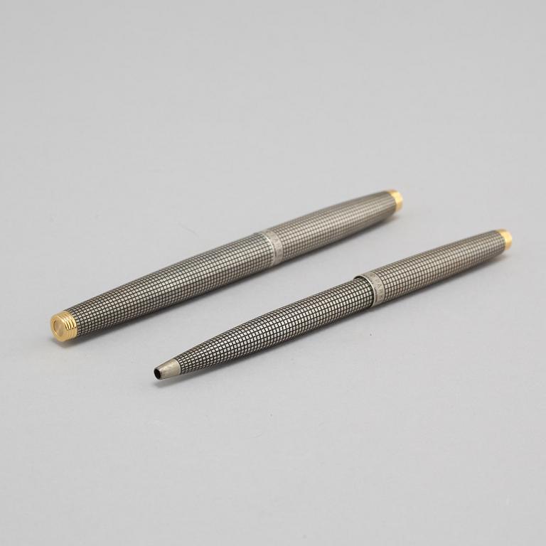 A sterling silver fountain pen and ball point pen by Parker, second half of the 20th century.