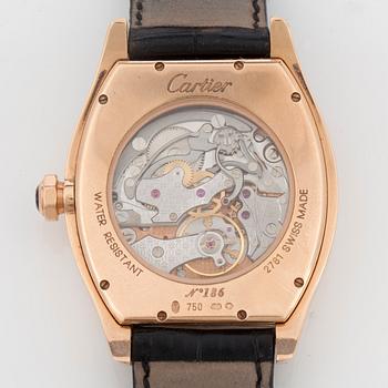 A Cartier, Tortue XL Monopusher. Manual winding. Case and clasp in 18K gold. Ref no: W1547451. Serial no: 186.
