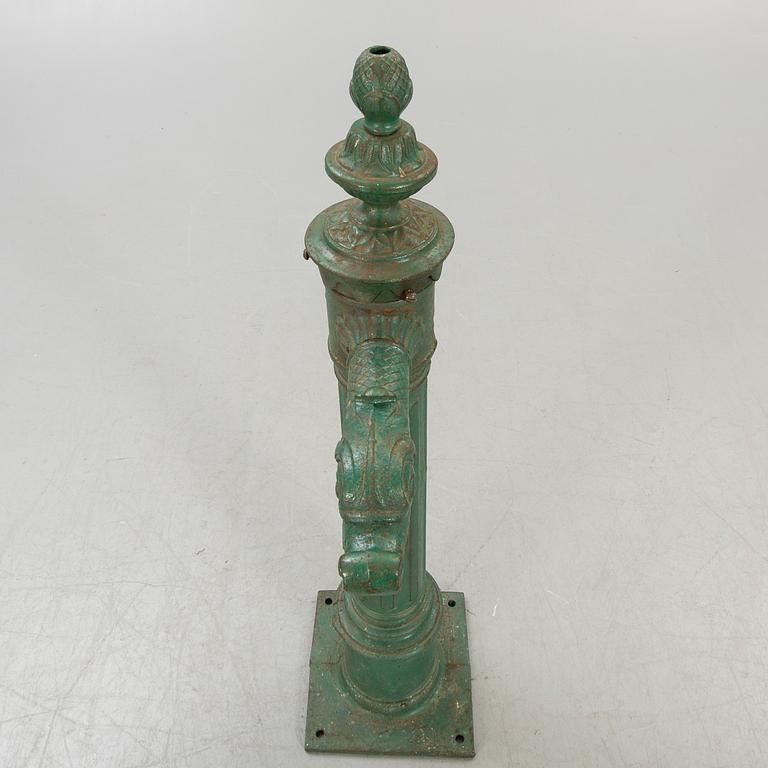 Vattenpost, 1900-talets början gjutjärn.