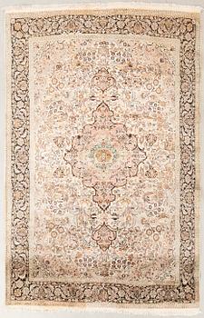 Kashmir rug semi-antique approx. 272x184 cm.