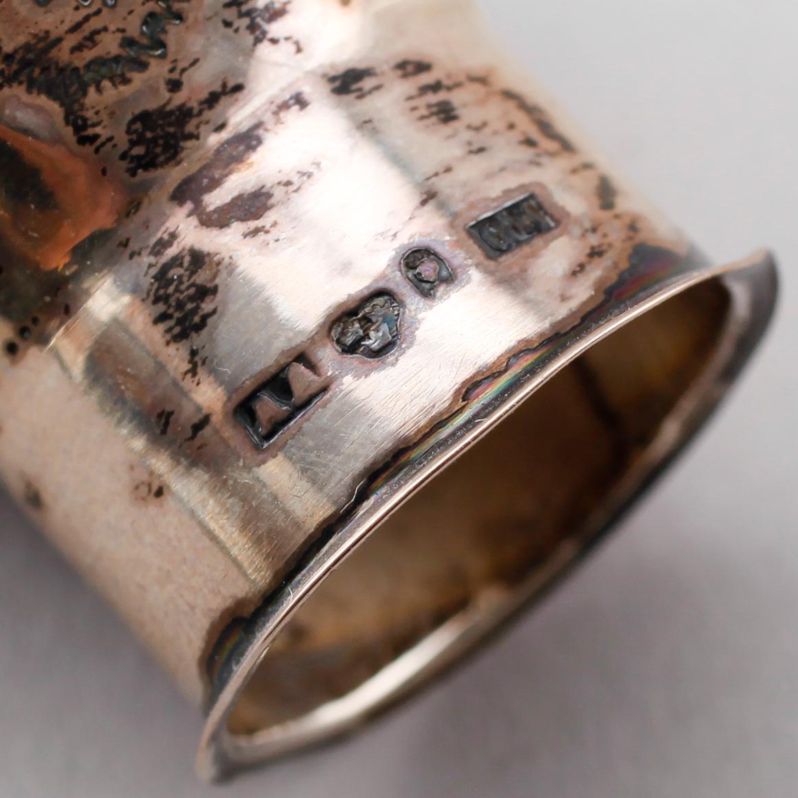 FLAKONGER, 4 st, glas, 1800-talets andra hälft.