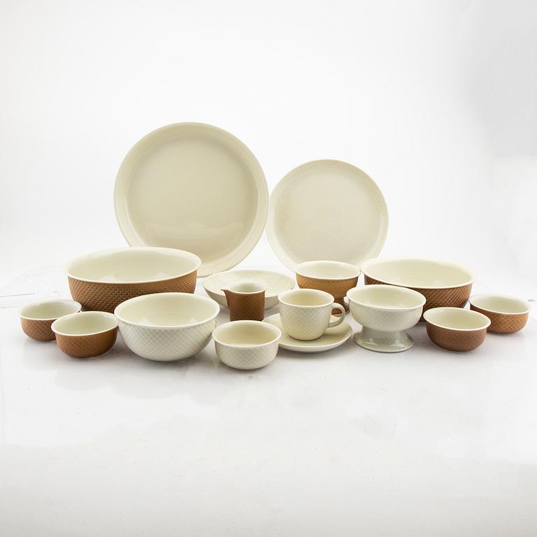 Signe Persson-Melin, a set of 15 pcs Chess dinner service.