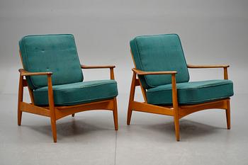 FÅTÖLJER, ett par, 1900-talets andra hälft.