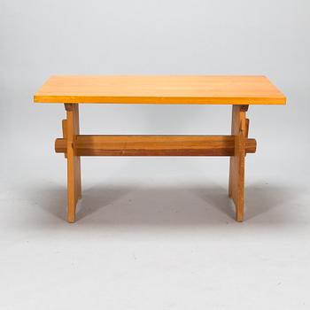 Göran Malmvall, a pine table, Svensk Fur, mid-20th century.