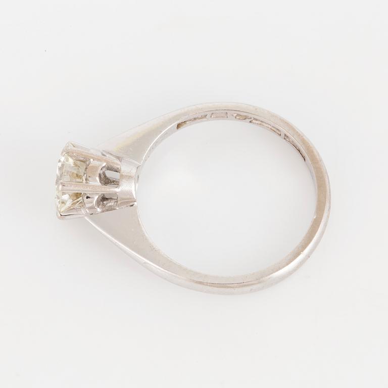 A diamond solitaire ring, 0.97 ct.