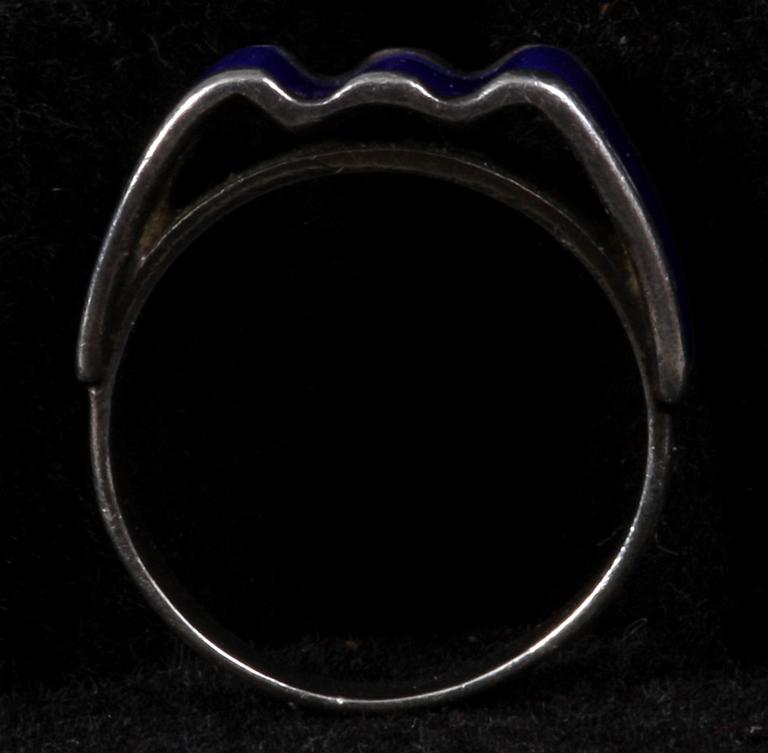 RING, sterlingsilver samt emalj, J Tostrup, Norge.