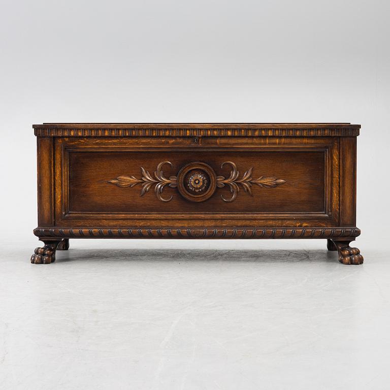 A sideboard, 1920s/30s.