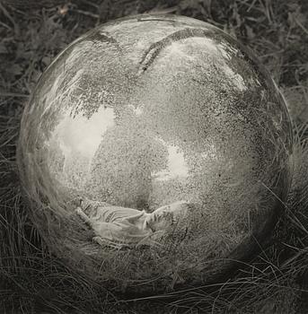 TANELI ESKOLA, "MIRROR BALL".