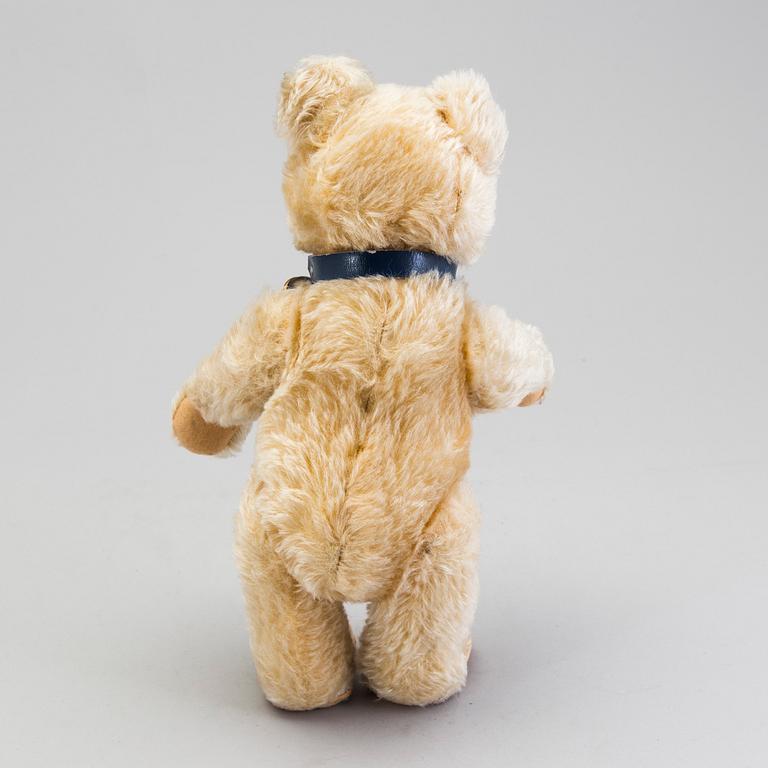 A Steiff Teddy Baby teddybear, Germany, ca 1952.