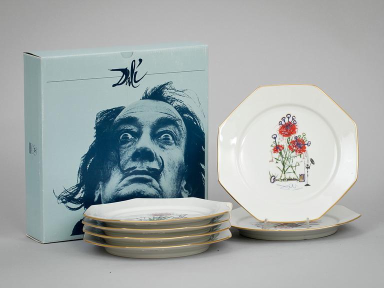 PRYDNADSTALLRIKAR, 12 st, porslin, Salvador Dali för Royal Copenhagen, 1981.