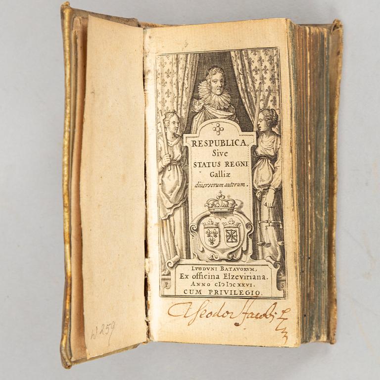 Elzevirs 1626, 1629, 1630 (France, Belgium, Holland, Netherlands) (3 vol).