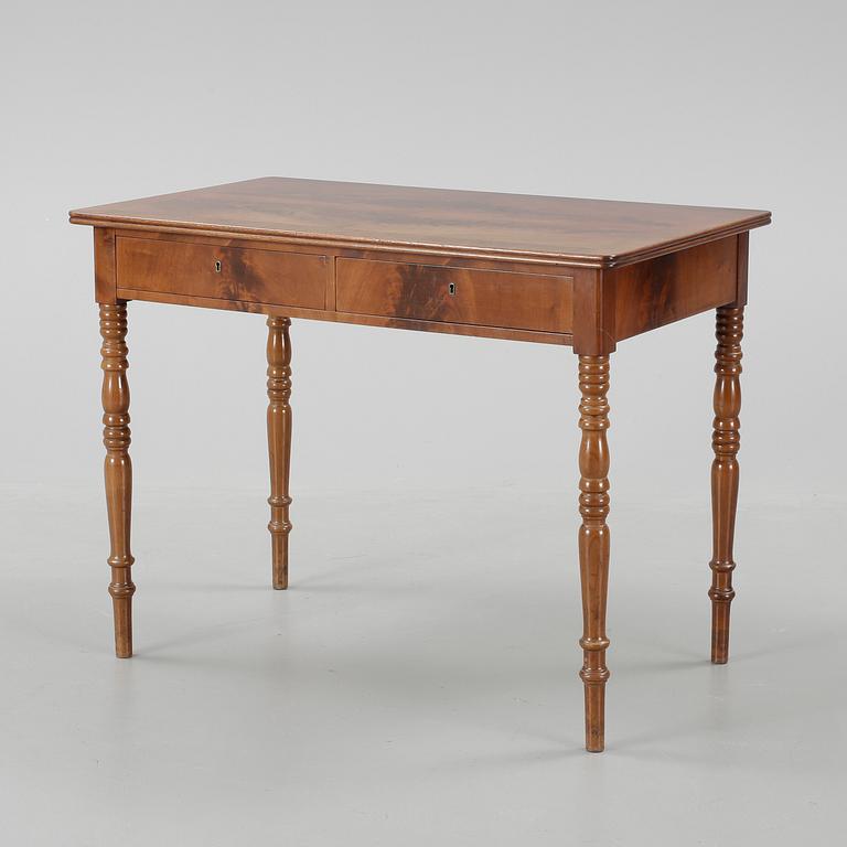 SKRIVBORD, empirestil, 1900-talets början.