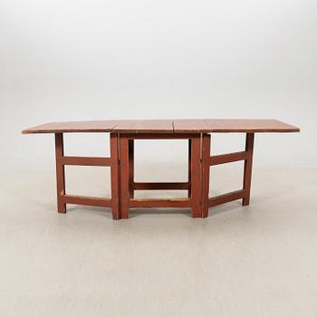 Drop-leaf table 19th century.