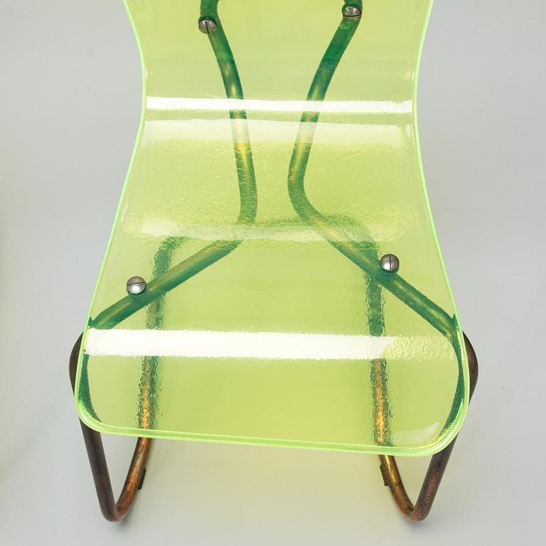 Vesa Honkonen, stolar, ett par, "Kiasma Chair" för Källemo AB, 2008.