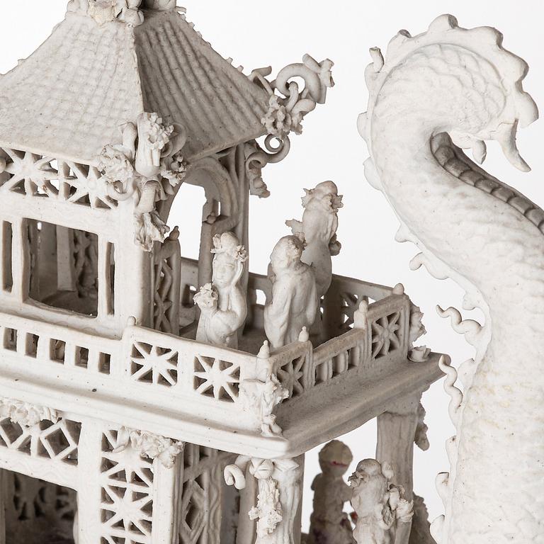 A white biscuit Dragon Boat, Qing dynasty, 19th Century.