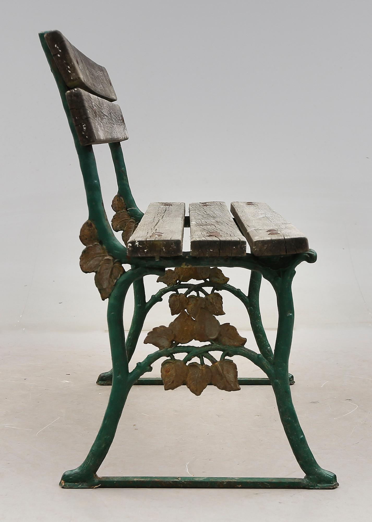 TRÄDGÅRDSSOFFA, 1900-talets första hälft.