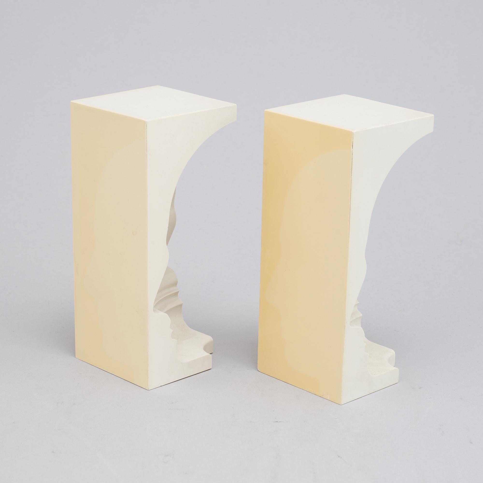 Sivert Lindblom, sculpture, 2 parts, plastic, stamped 1968.